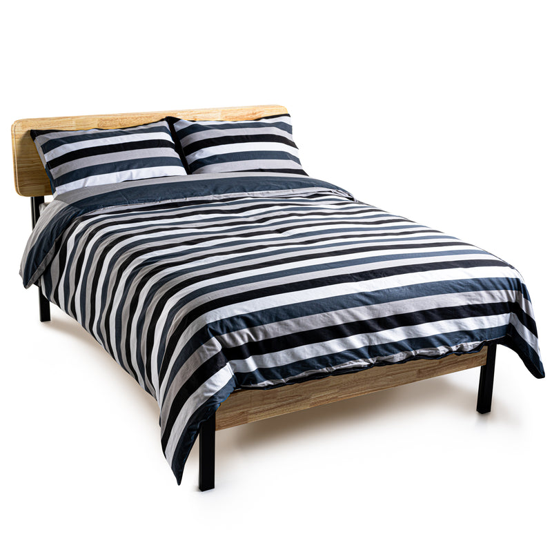 Grey Stripes Printed Duvet Cover with Pillowcases