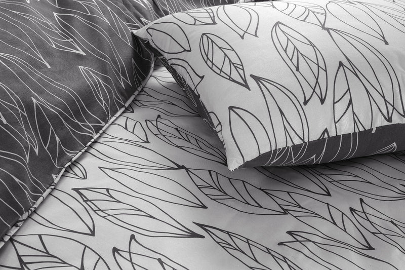 Divine Leaves Printed Duvet Cover with Pillowcases